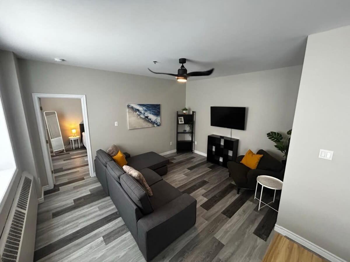 New Large Luxurious 2Br Condo In The Heart Of Uptown Coffee, Wifi Saint John Exterior photo